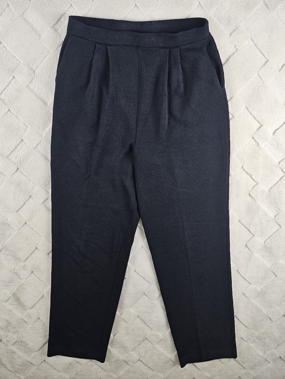 St. John Santana Knit Cropped Straight Leg Pants Womens 4 black